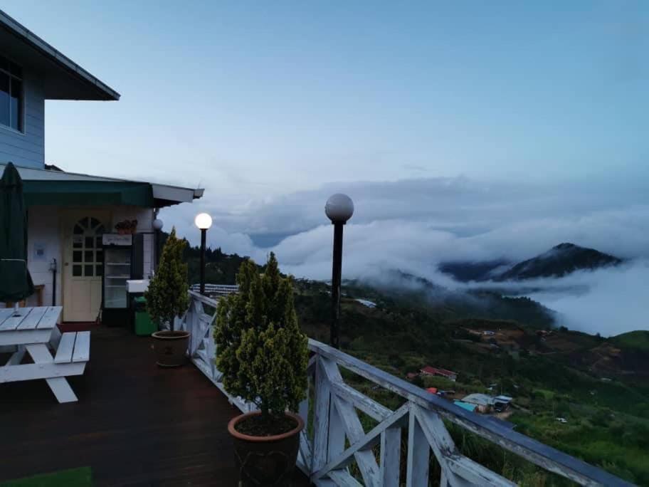 Bayu Senja Lodge Kundasang Exterior photo